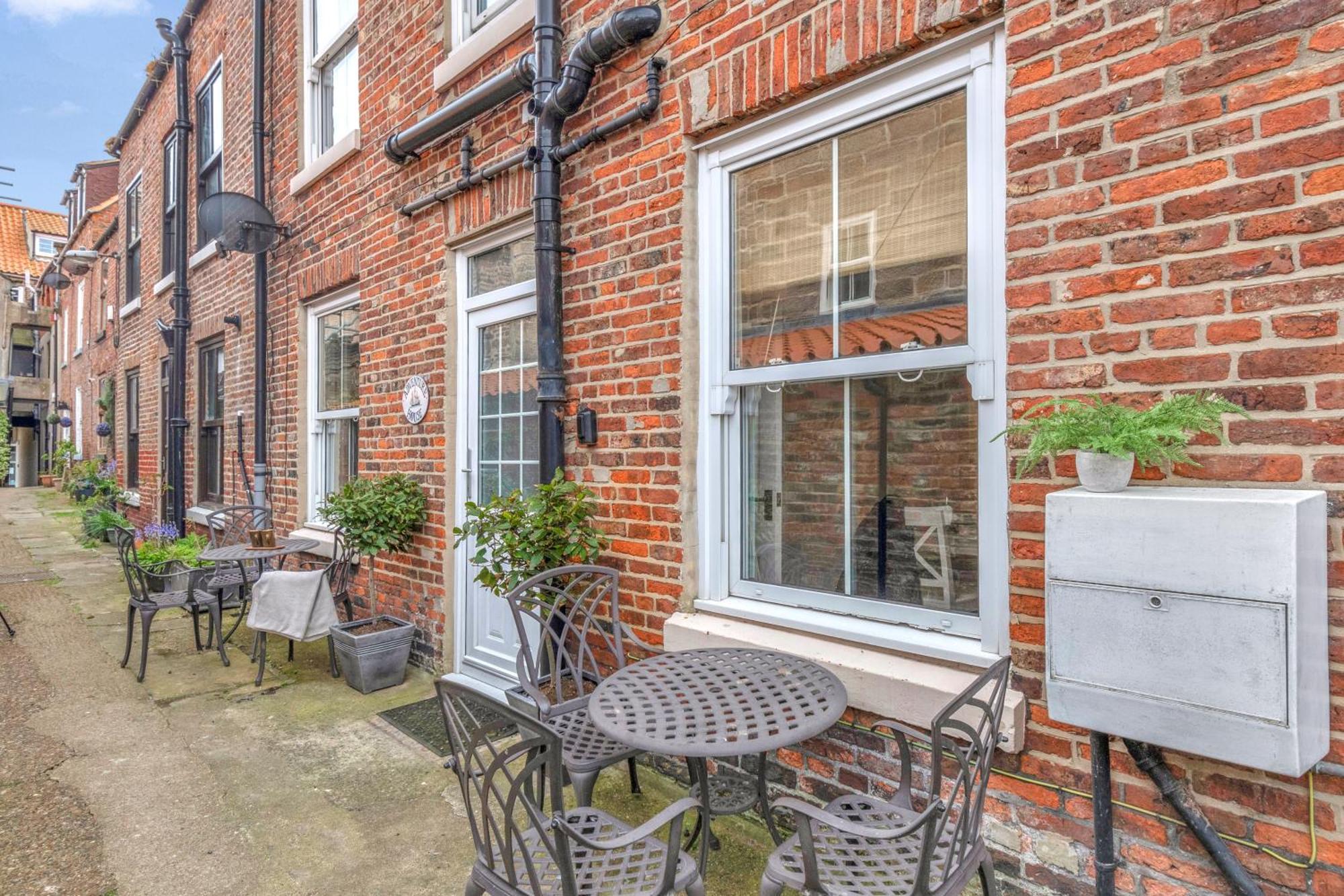 Adventure House - Whitby Villa Dış mekan fotoğraf